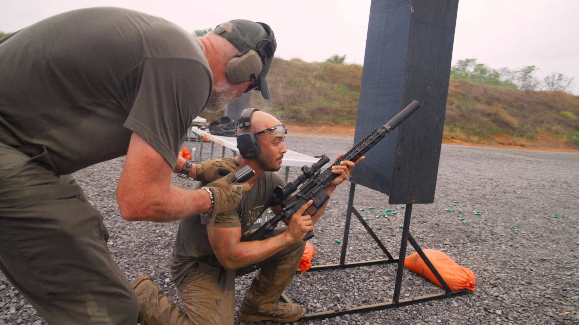 Face Off: The Tactical Decathlon Premieres August 17 on Pursuit Channel 5 A Face Off competitor takes aim during a tactical range challenge.